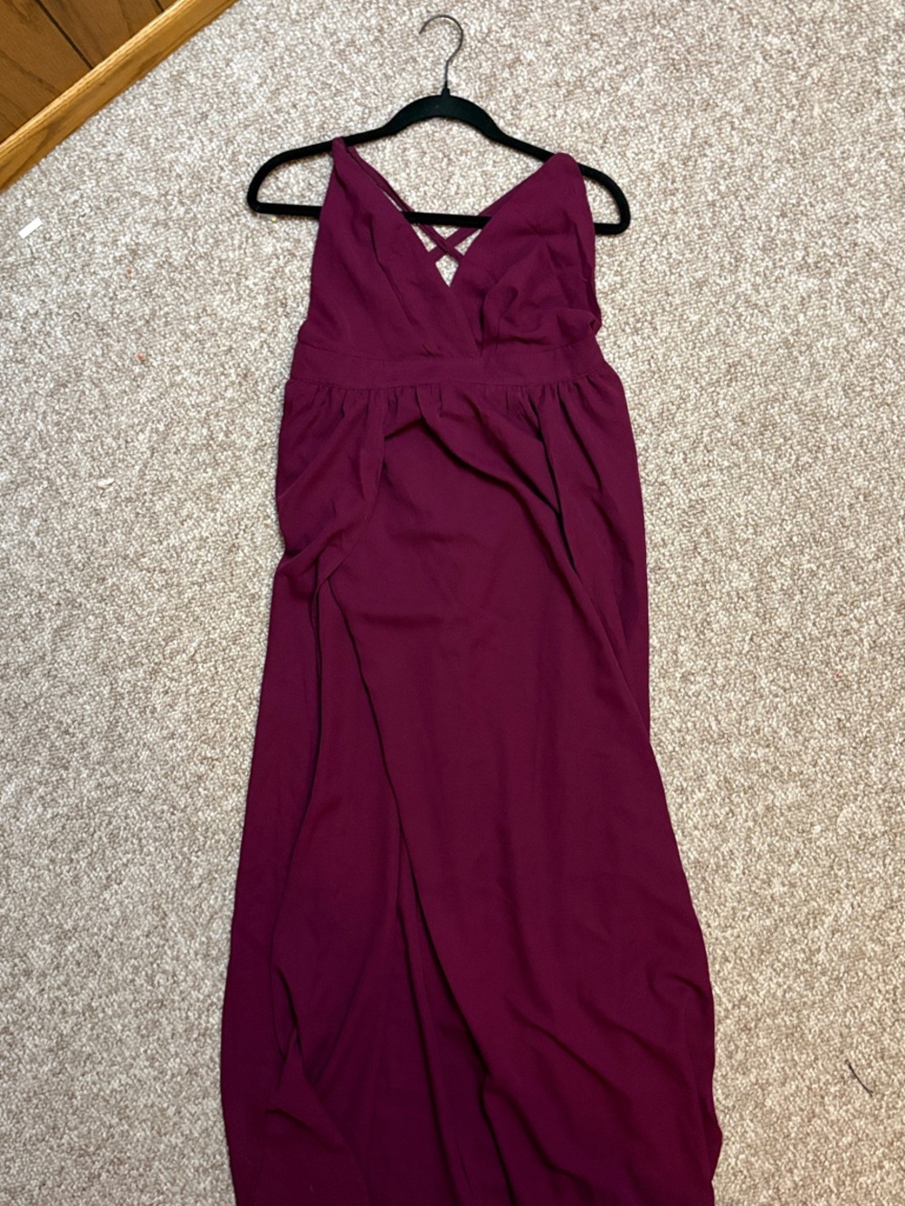 NWT Sleeveless V-Neck Maxi Dress in Deep Wine Size:L